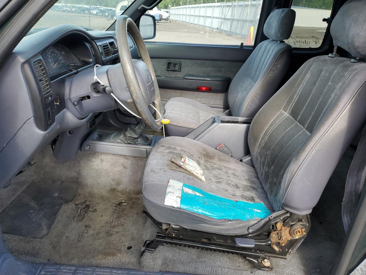 Toyota Tacoma Xtracab Image 6