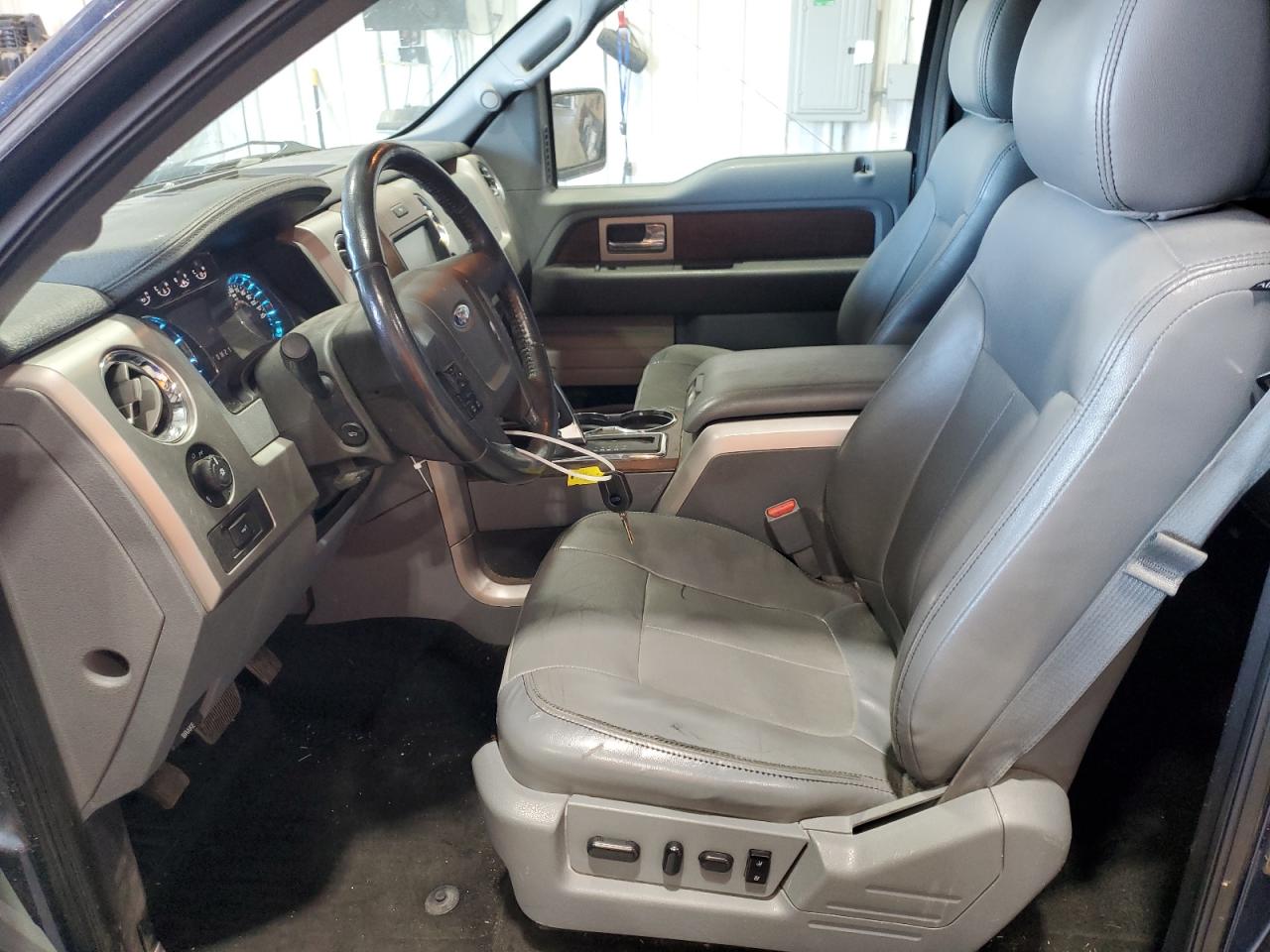 Ford F-150 Supercrew Image 6