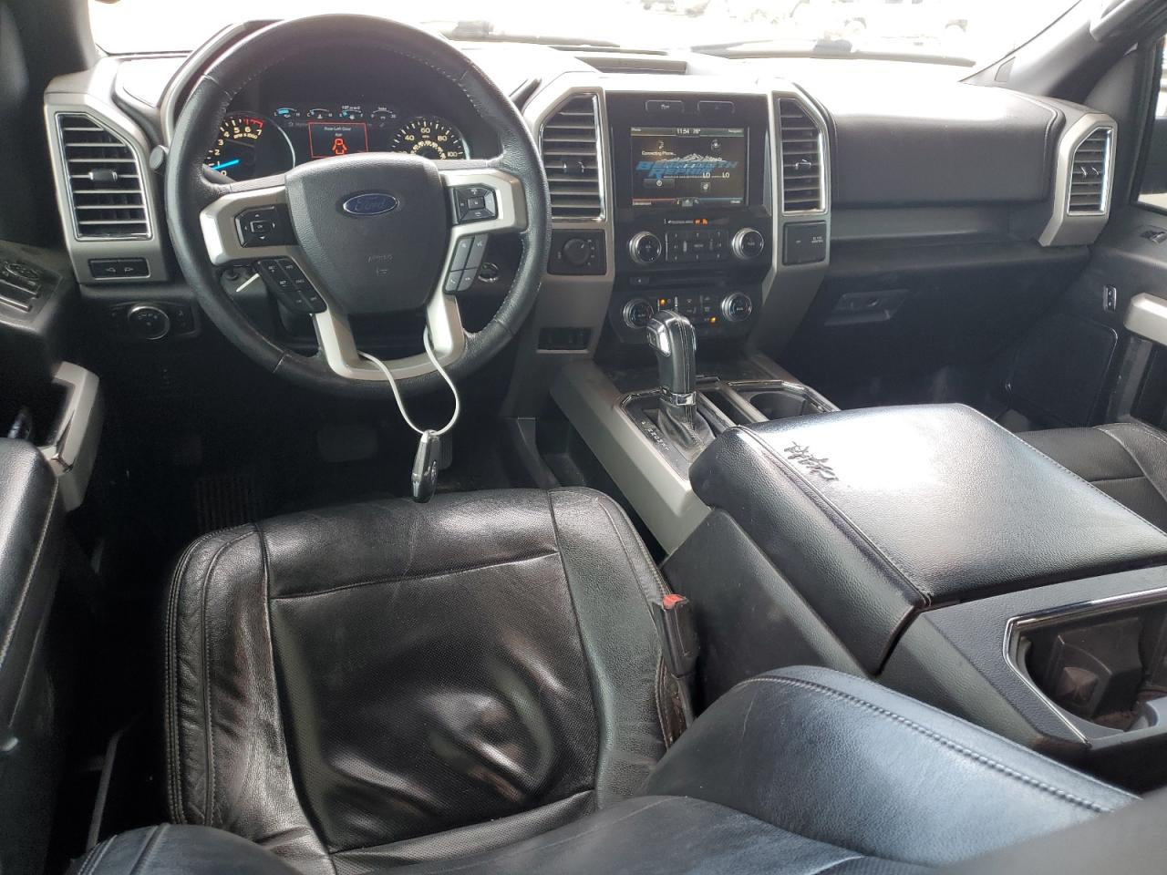 Ford F-150 Supercrew Image 12