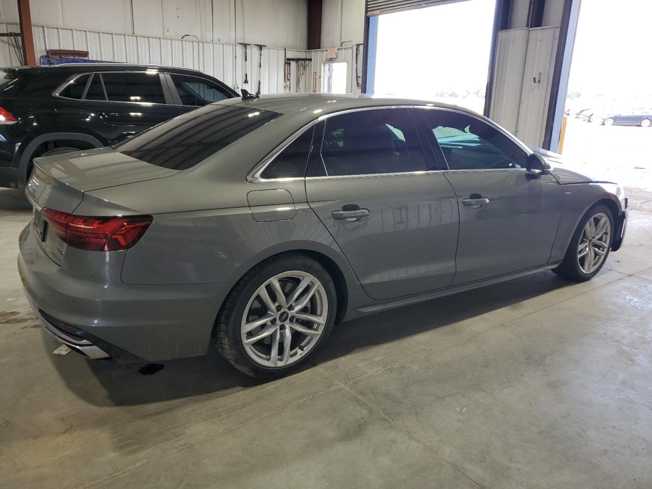 Audi A4 Premium Plus 45 Image 7