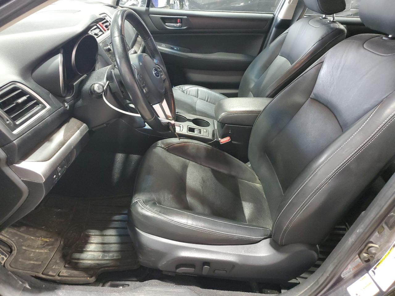 Subaru Legacy 2.5i Limited Image 3
