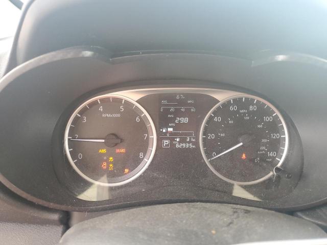 Nissan Versa S Image 5