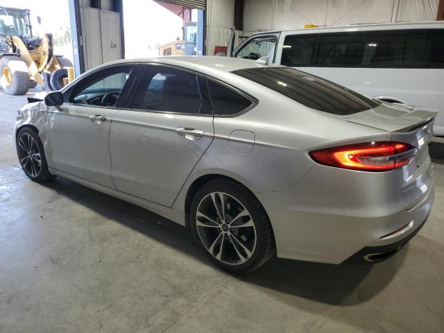 Ford Fusion Titanium Image 8