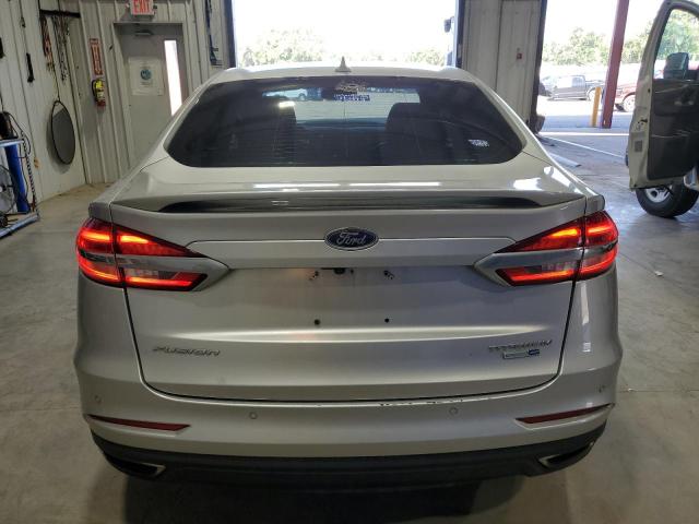 Ford Fusion Titanium Image 5