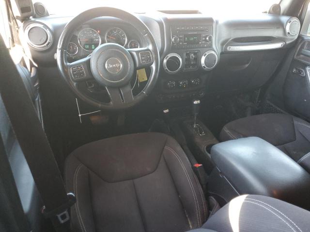 Jeep Wrangler Sahara Image 6