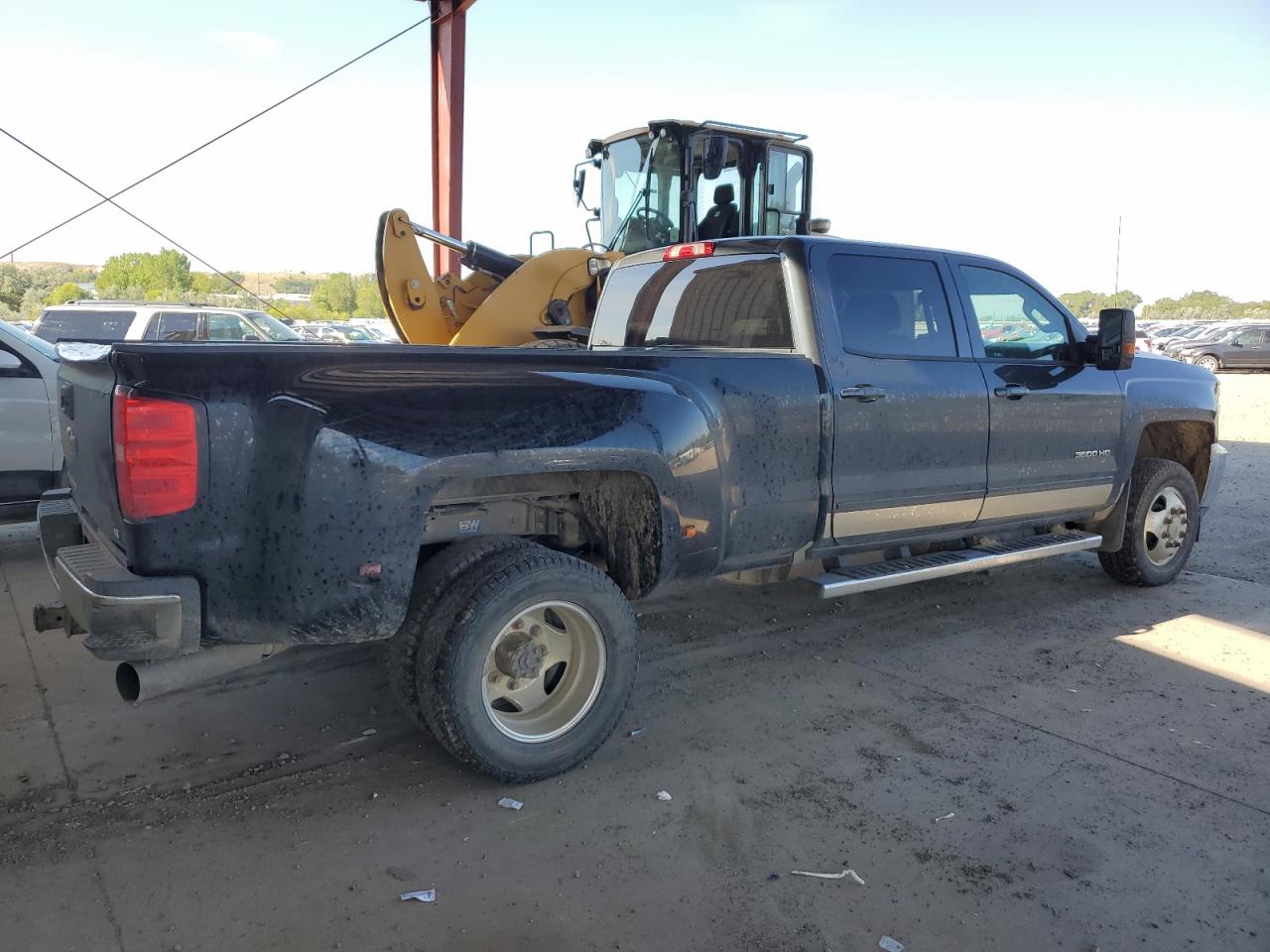 Chevrolet Silverado K3500 Lt Image 6