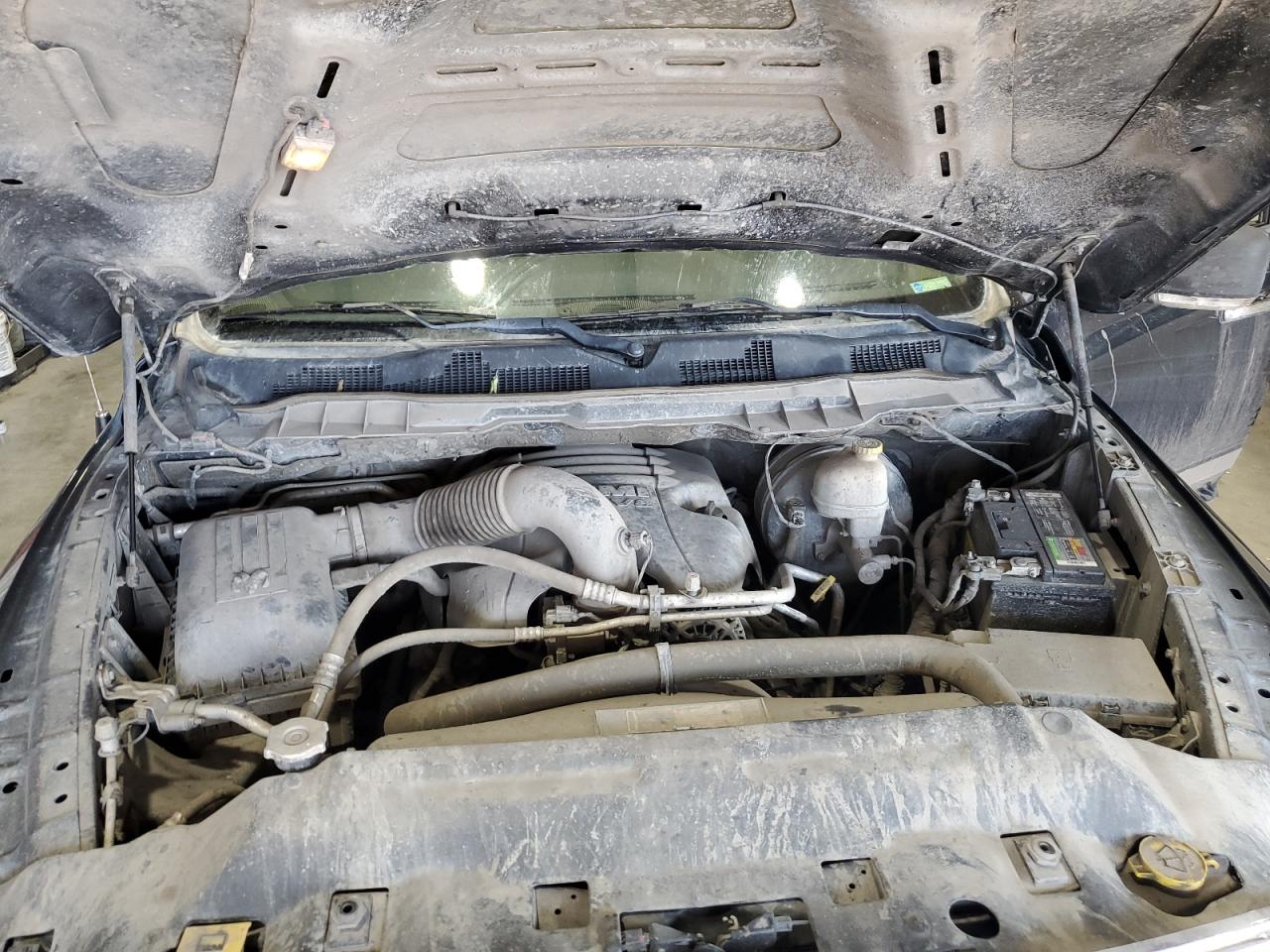 Ram 1500 Laramie Image 12