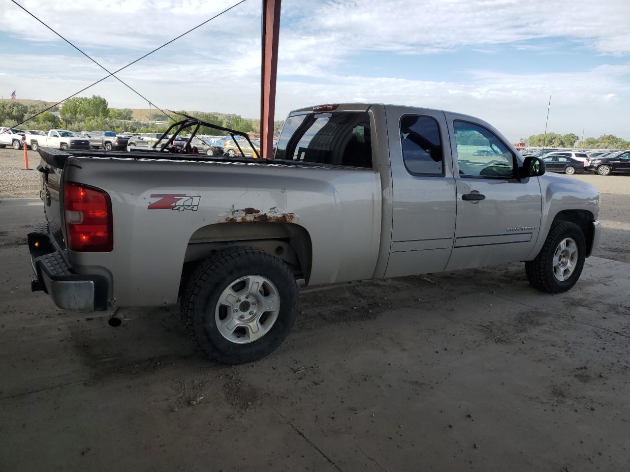 Chevrolet Silverado K1500 Image 2