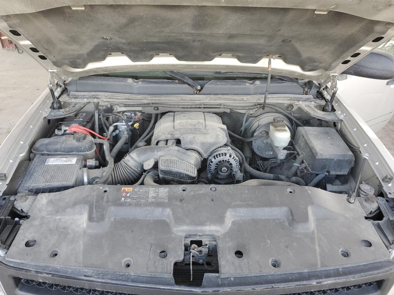 Chevrolet Silverado K1500 Image 10