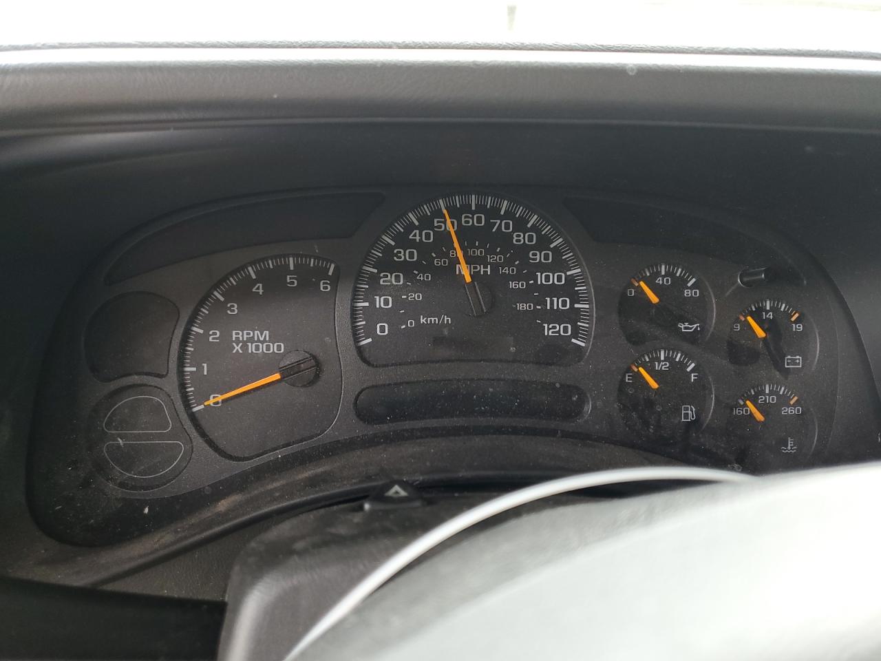 Chevrolet Suburban K1500 Image 8