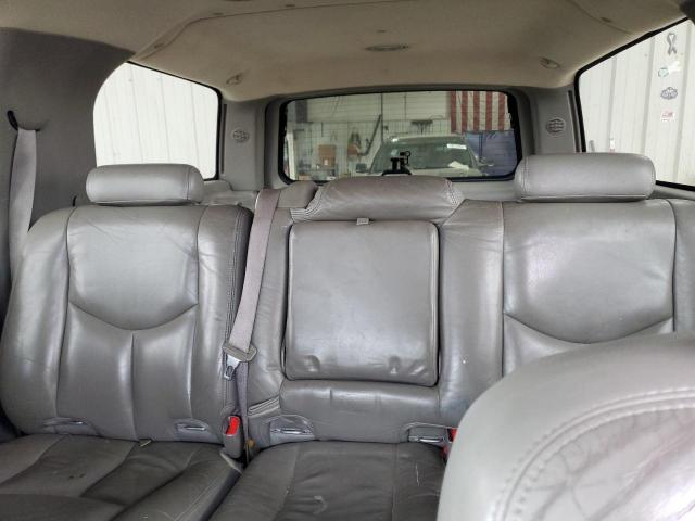 Chevrolet Suburban K1500 Image 9