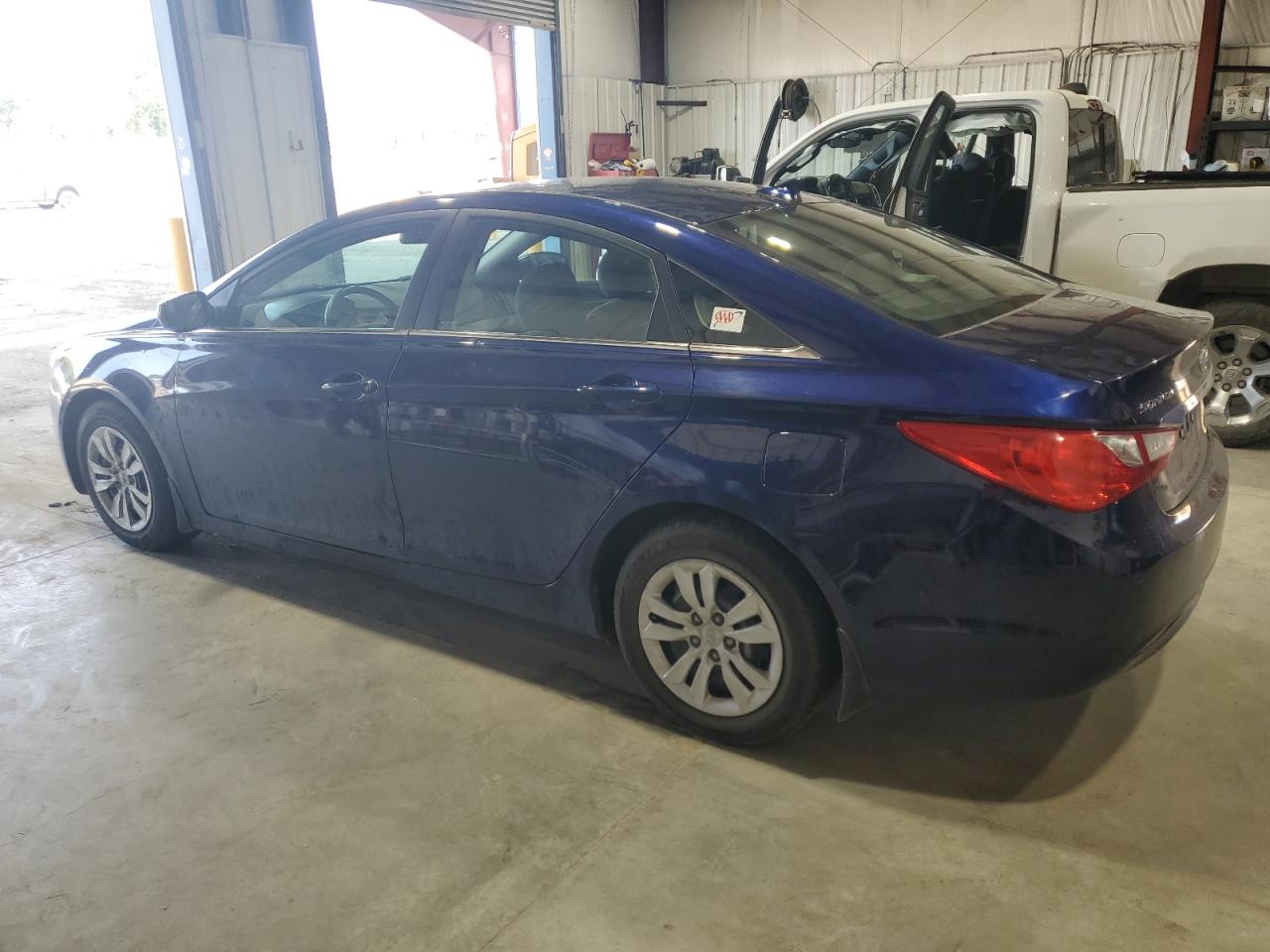 Hyundai SONATA Gls Image 4