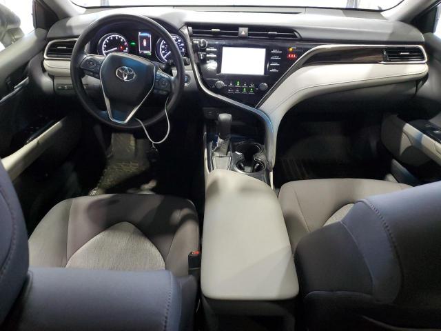 Toyota Camry L Image 10