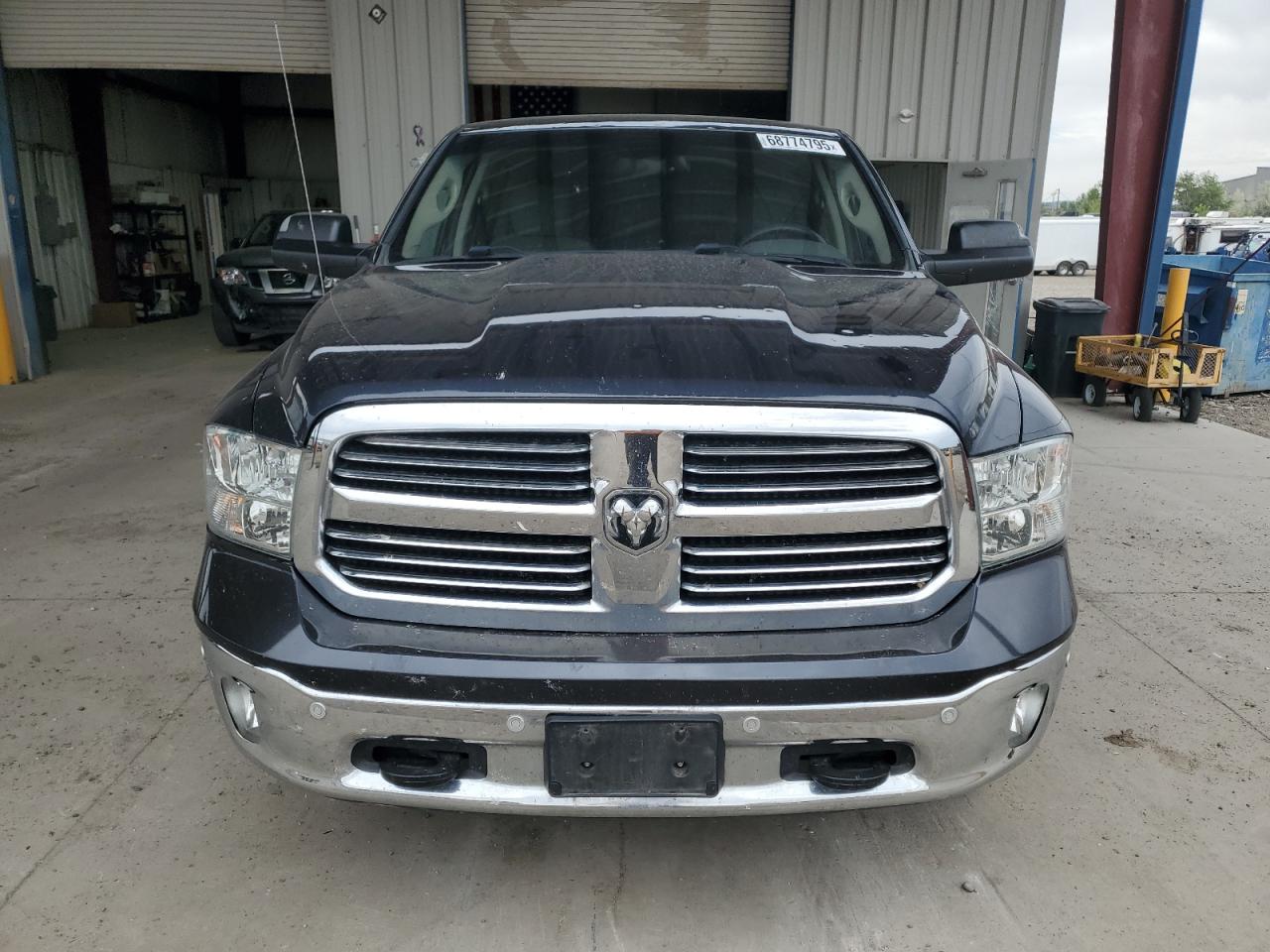 Ram 1500 Slt Image 4