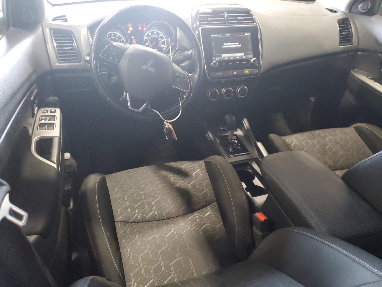 Mitsubishi Outlander Es Image 11