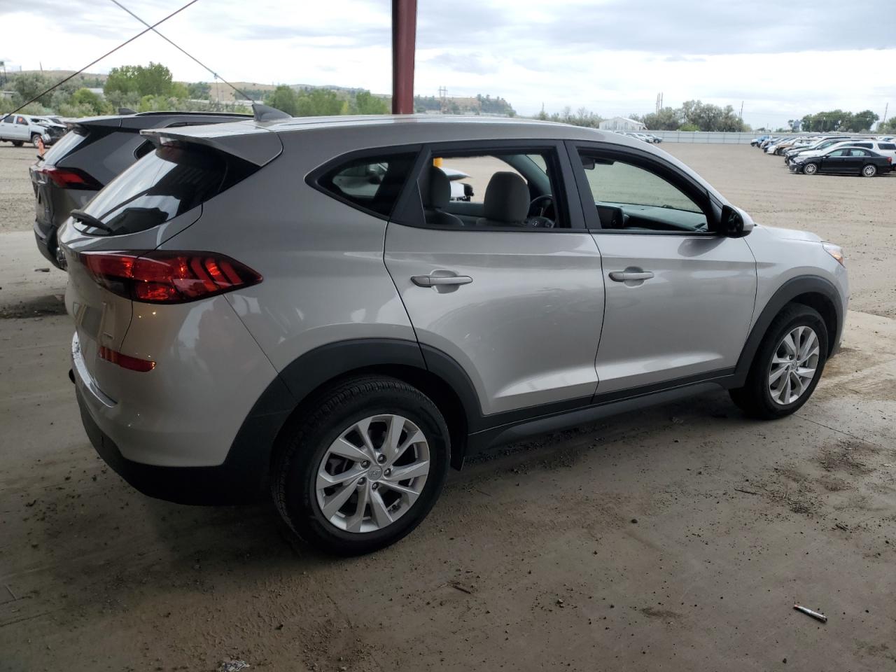 Hyundai TUCSON Se Image 12