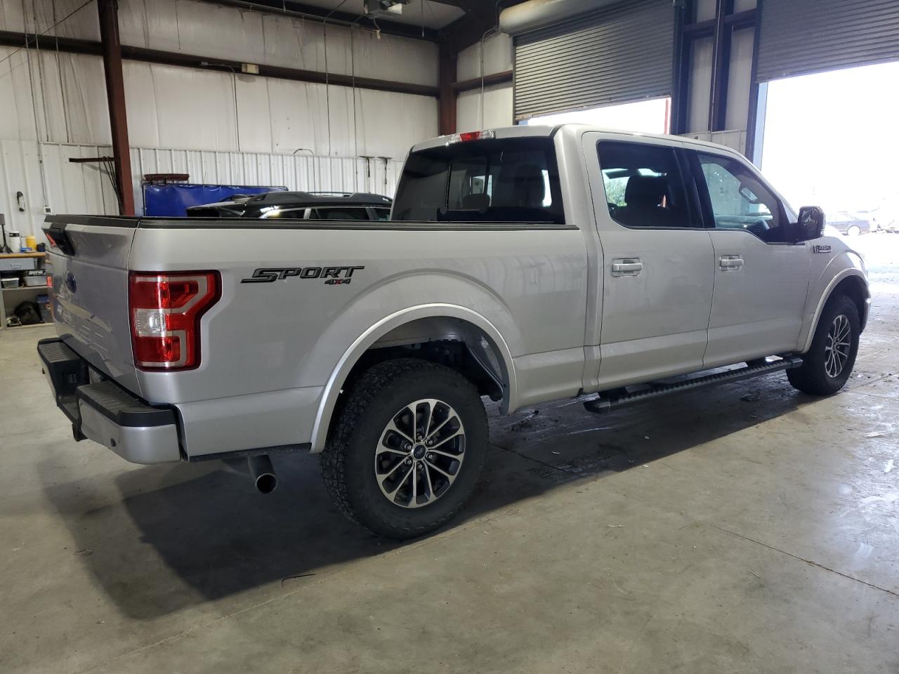Ford F-150 Supercrew Image 5