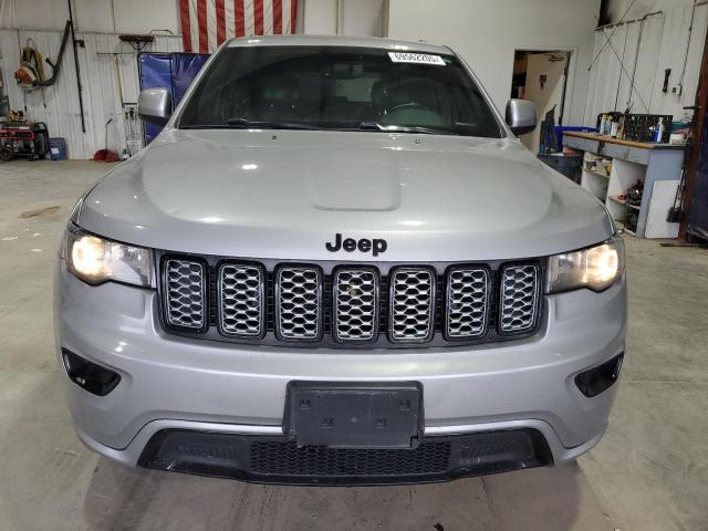 Jeep Grand Cherokee Laredo Image 2