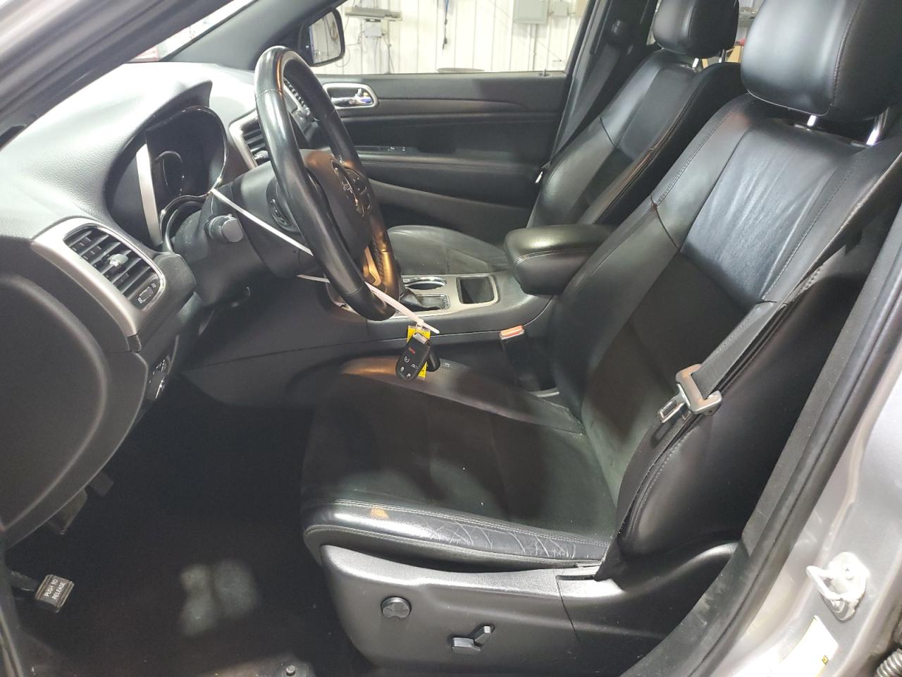 Jeep Grand Cherokee Laredo Image 4