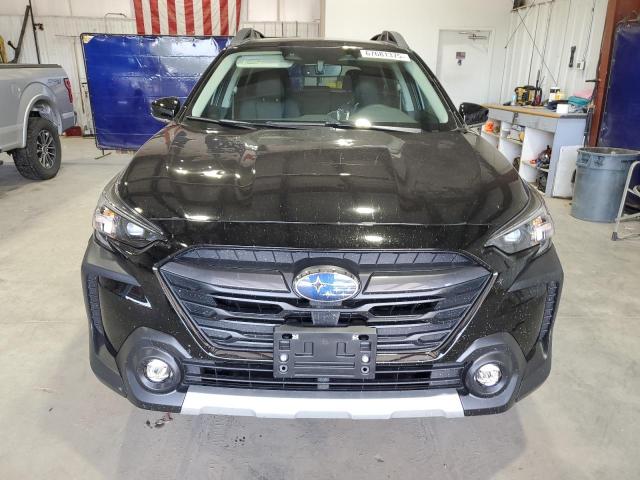 Subaru Outback Limited Image 3