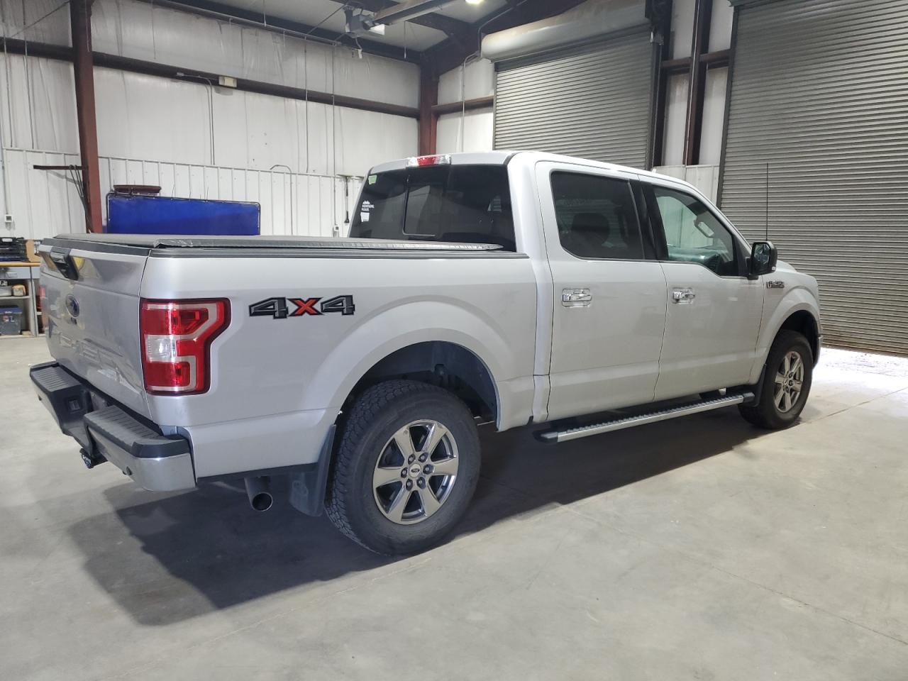 Ford F-150 Supercrew Image 8