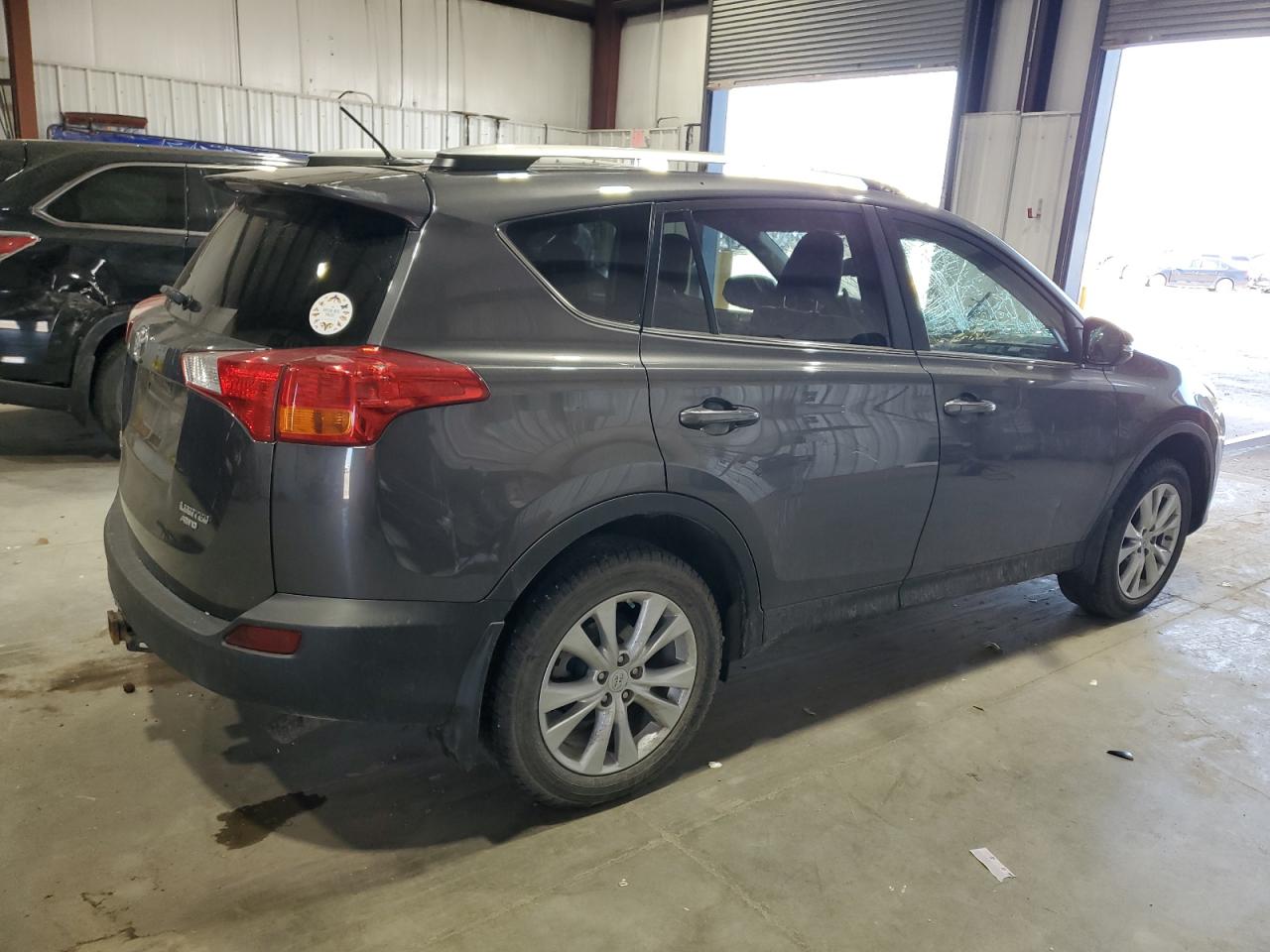 Toyota RAV4 Limited Image 2