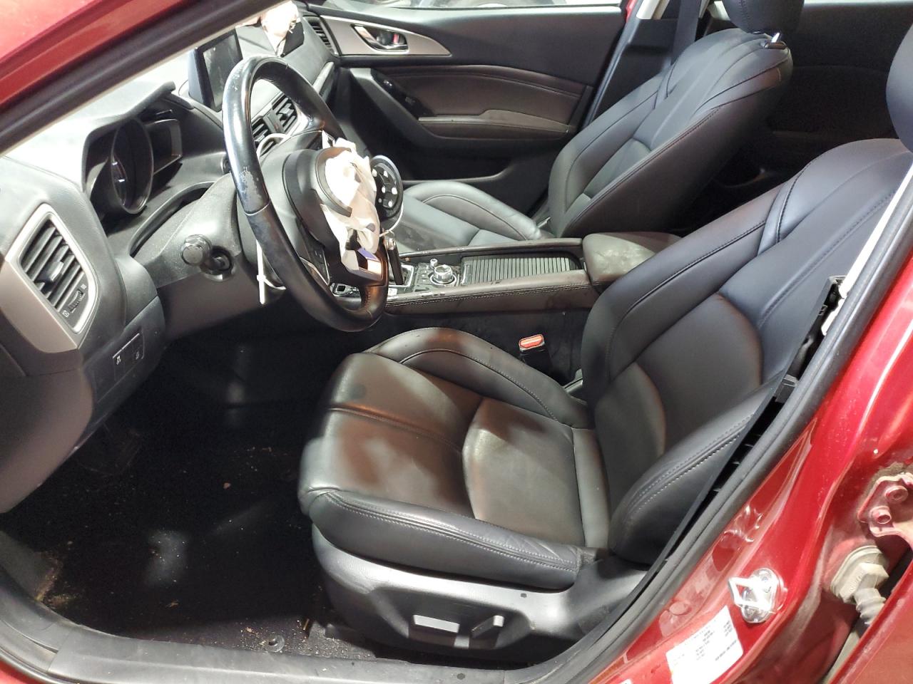 Mazda 3 Touring Image 4