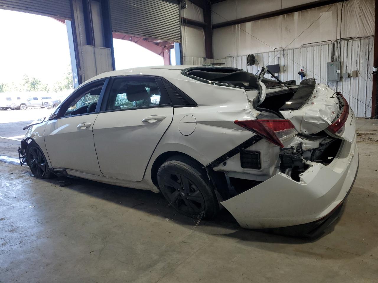 Hyundai ELANTRA Sel Image 10