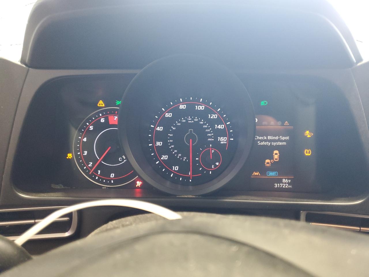 Hyundai ELANTRA Sel Image 8