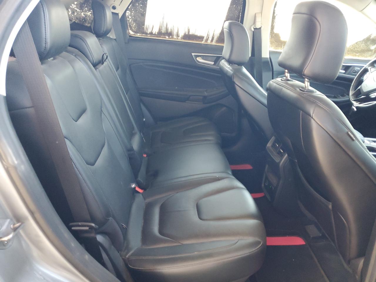 Ford Edge Titanium Image 8