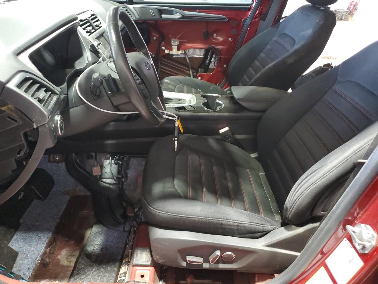 Ford Fusion Se Image 5