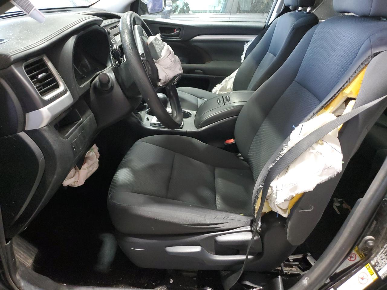 Toyota Highlander Le Image 4