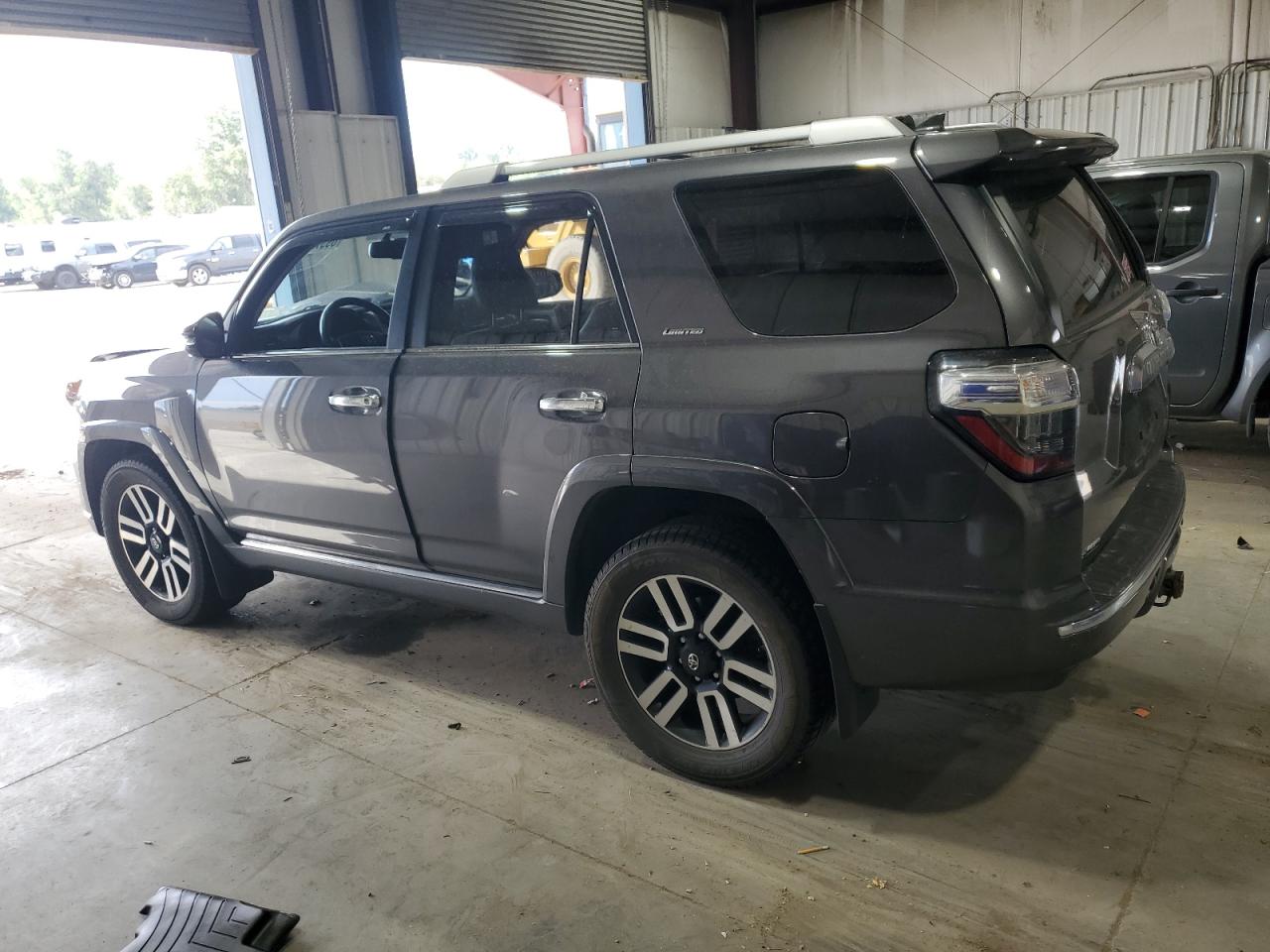 Toyota 4Runner Sr5/sr5 Premium Image 9