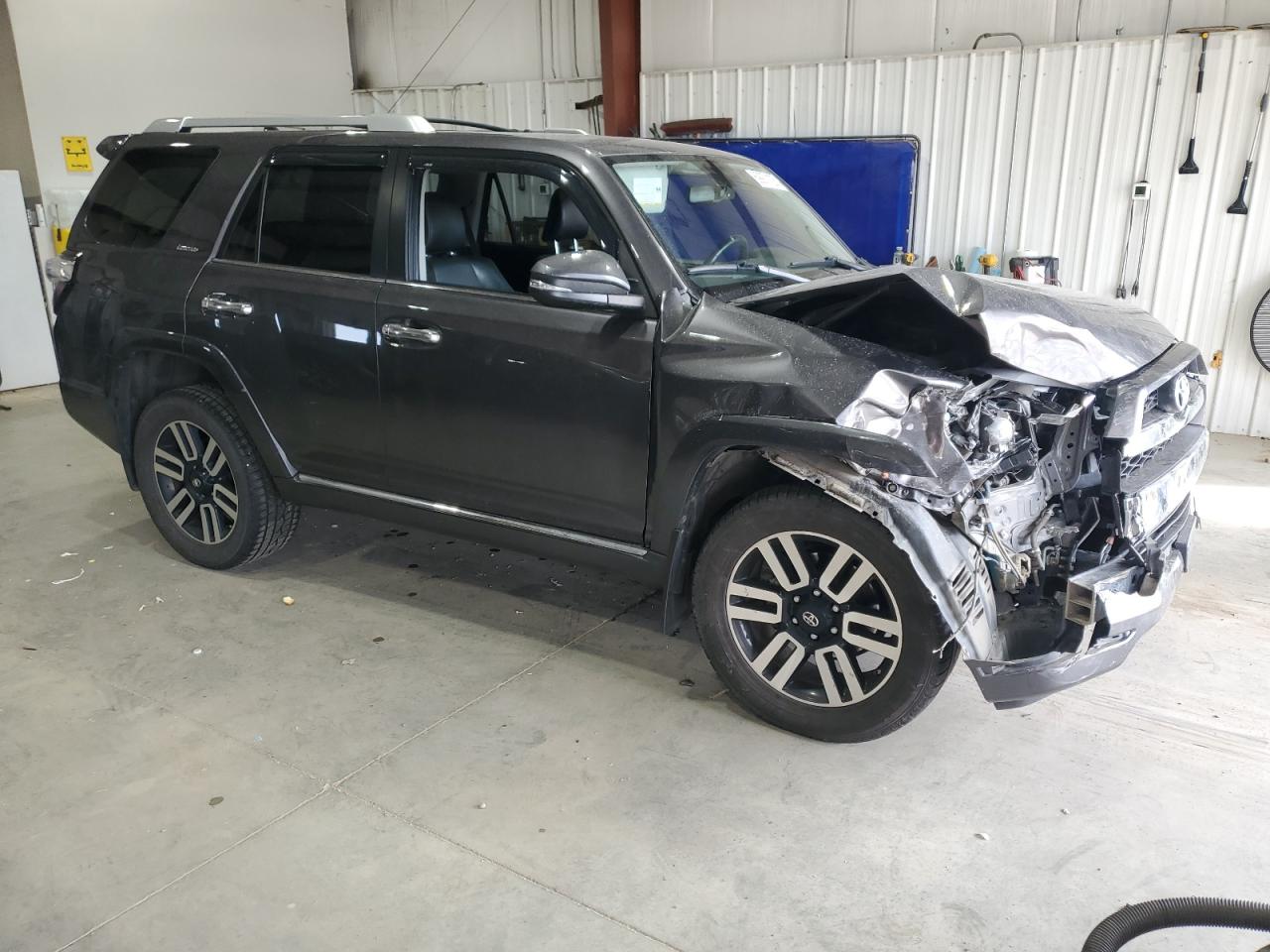Toyota 4Runner Sr5/sr5 Premium Image 2