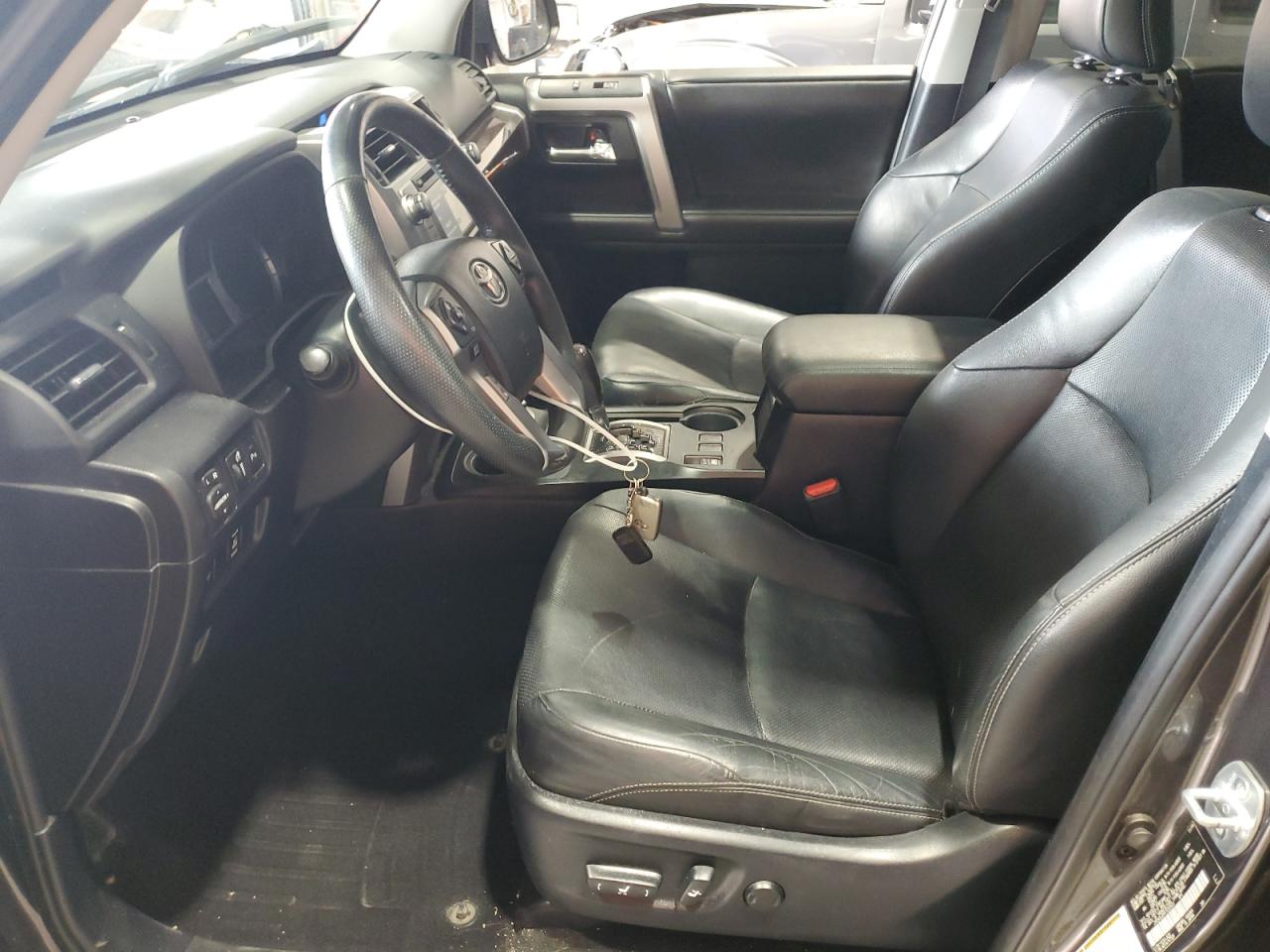 Toyota 4Runner Sr5/sr5 Premium Image 6