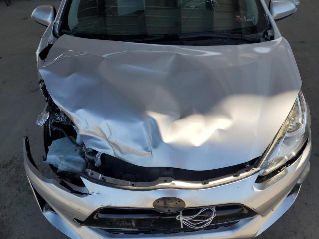 Toyota Prius Image 4