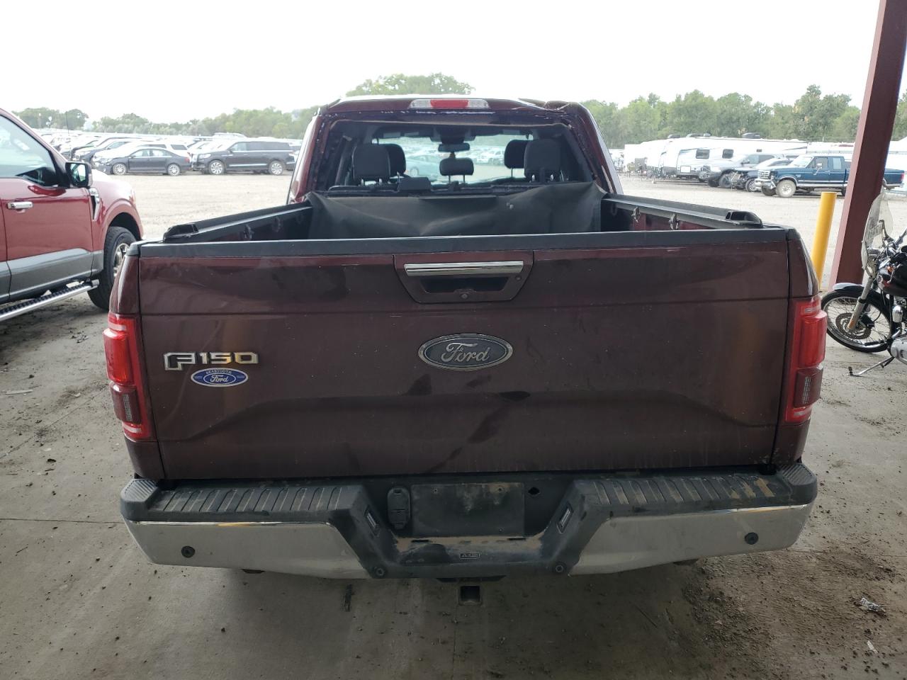 Ford F-150 Supercrew Image 2