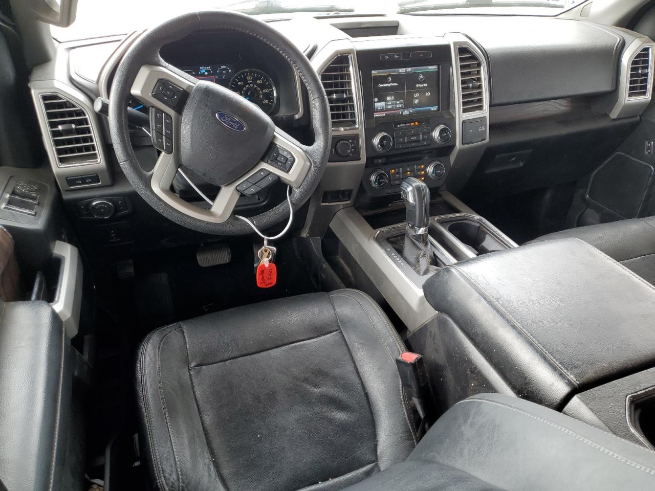 Ford F-150 Supercrew Image 8