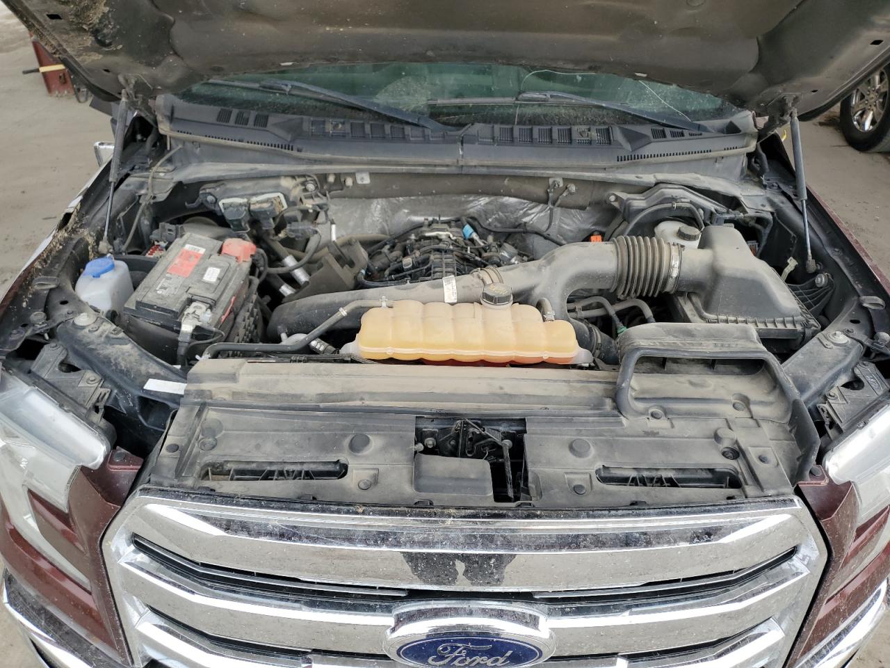 Ford F-150 Supercrew Image 10