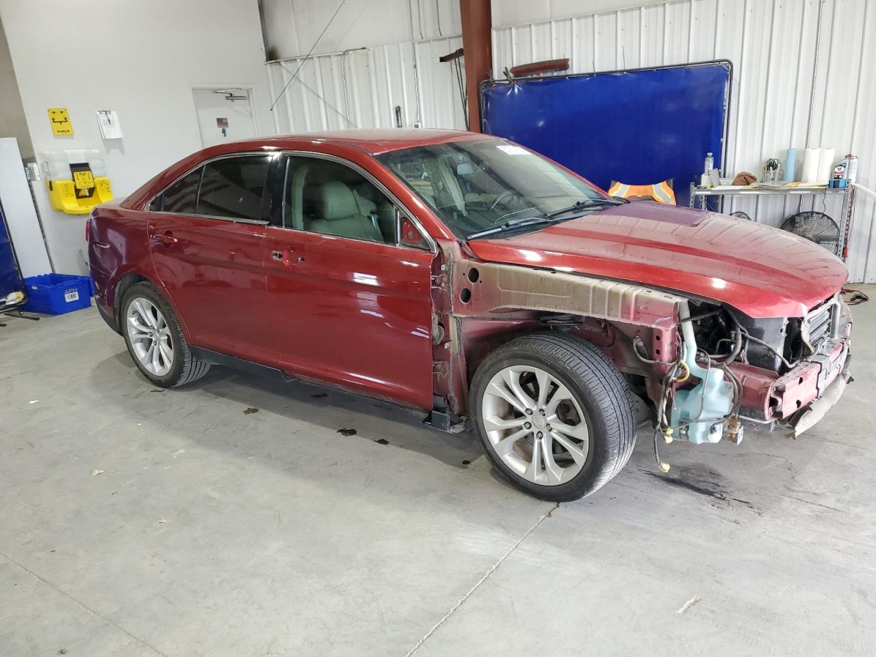 Ford Taurus Sel Image 4