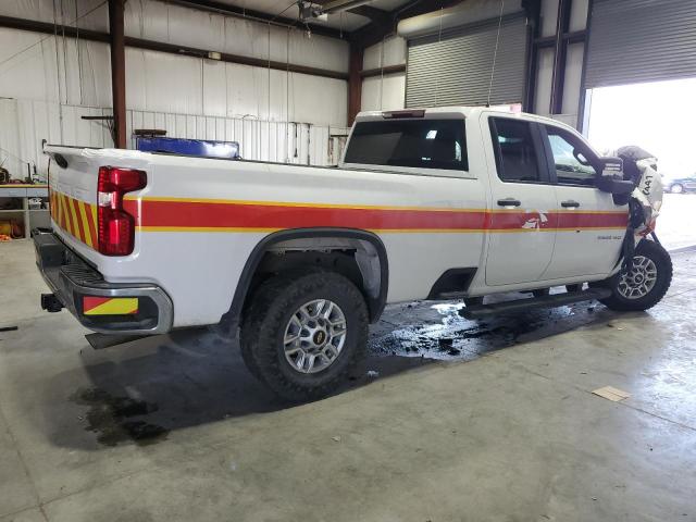 Chevrolet Silverado K2500 Heavy Duty Image 7