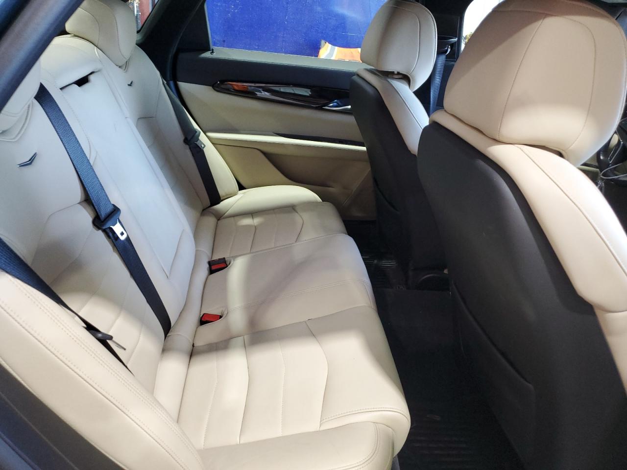 Cadillac CT6 Luxury Image 8