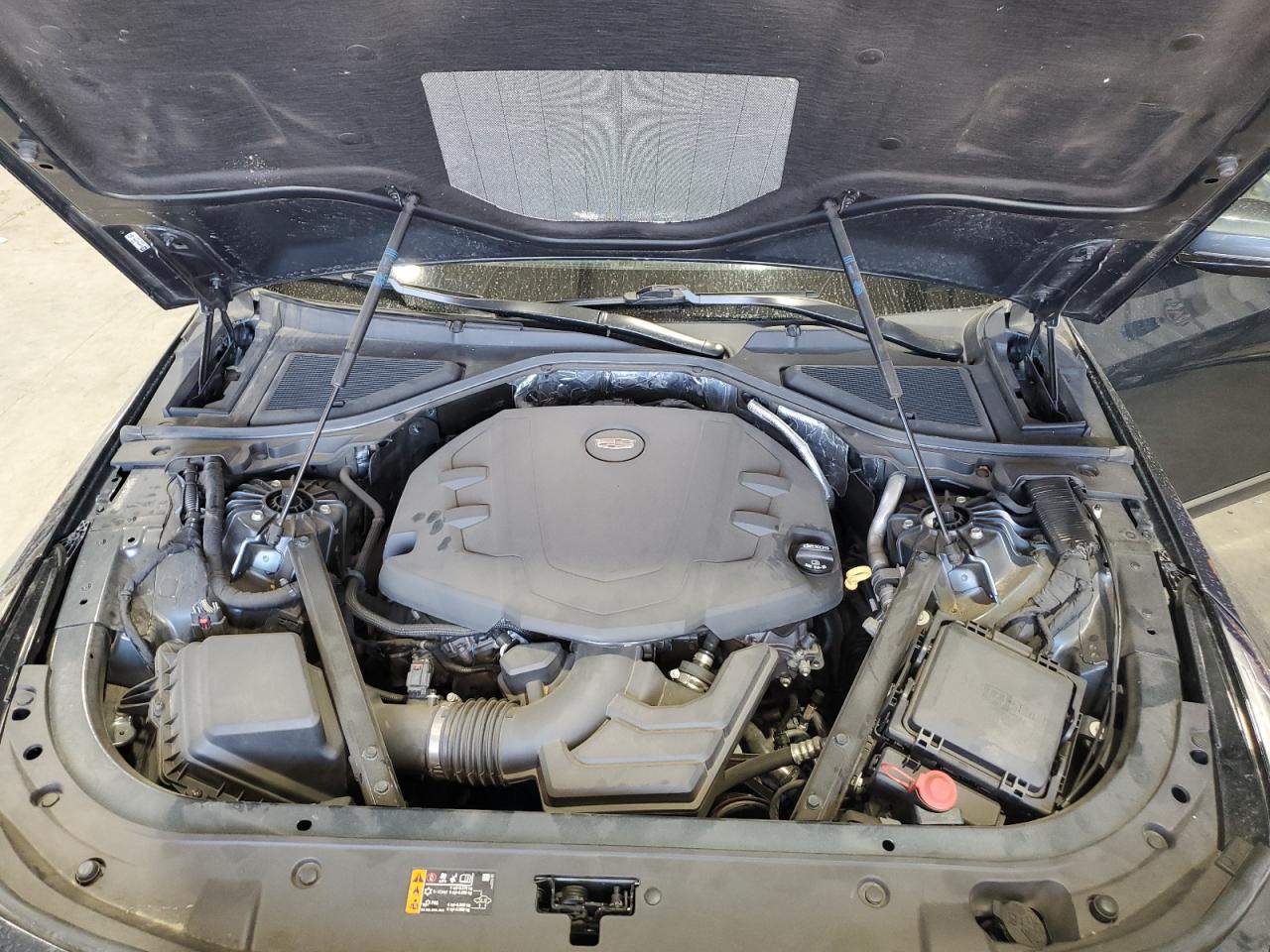 Cadillac CT6 Luxury Image 2