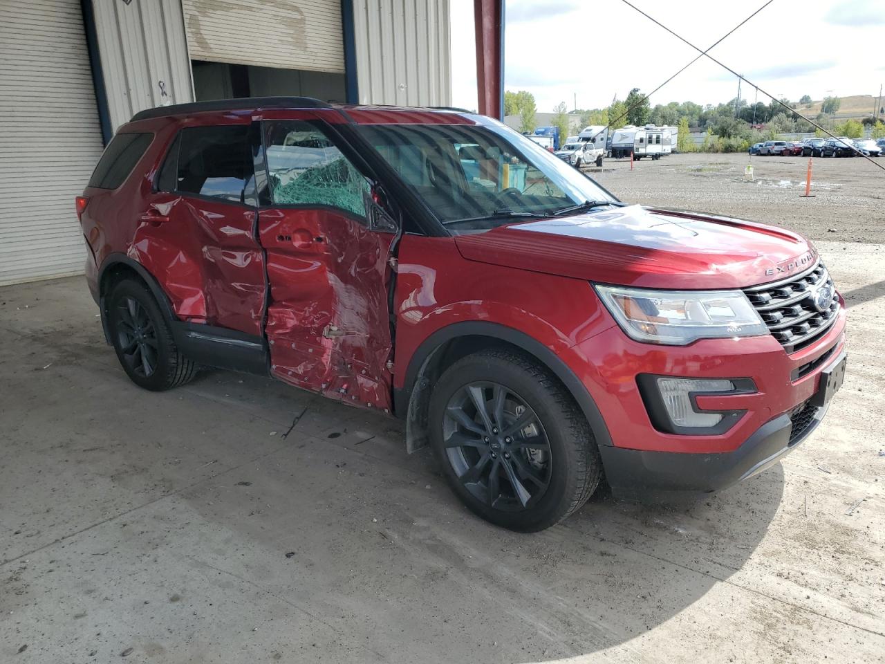 Ford Explorer Xlt Image 3