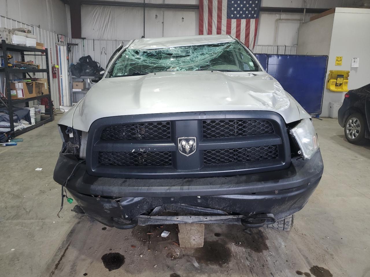 Dodge Ram 1500 St Image 3