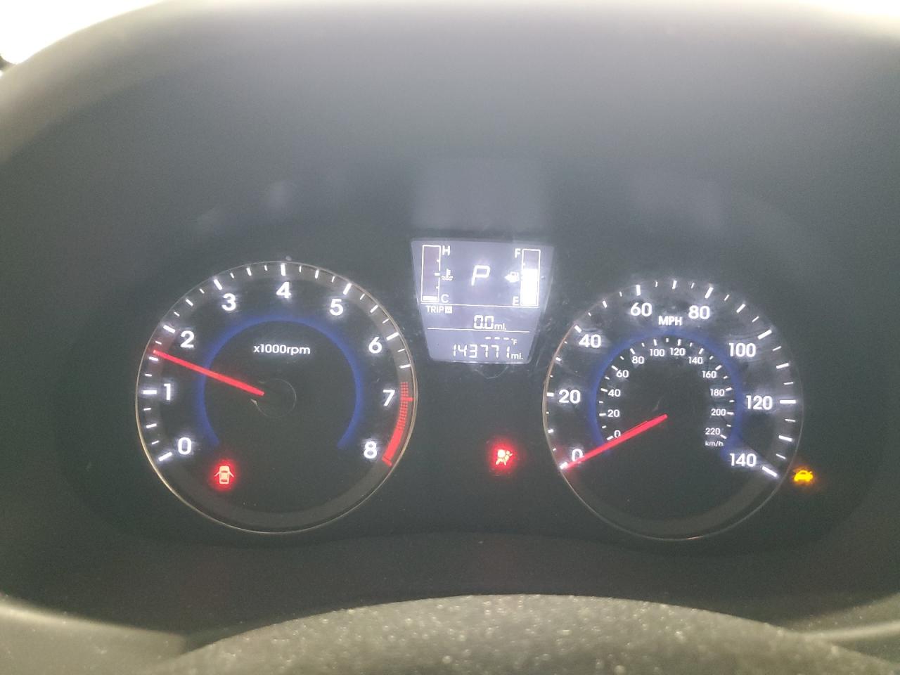 Hyundai ACCENT Se Image 4