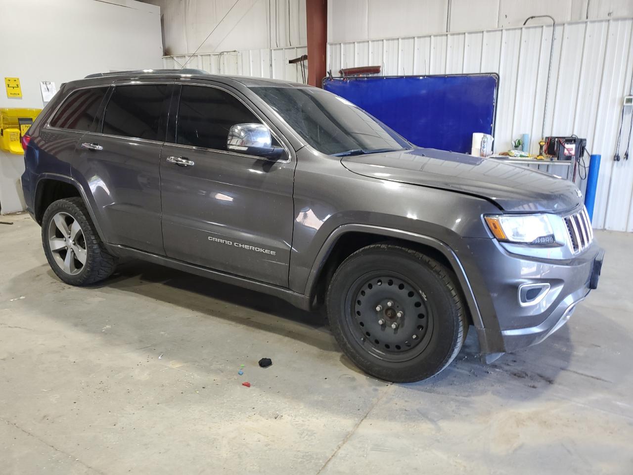 Jeep Grand Cherokee Overland Image 10