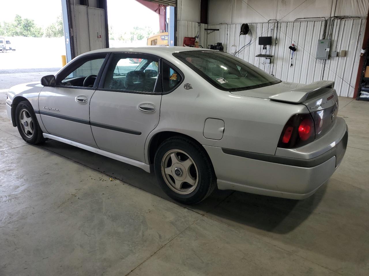 Chevrolet Impala Ls Image 12