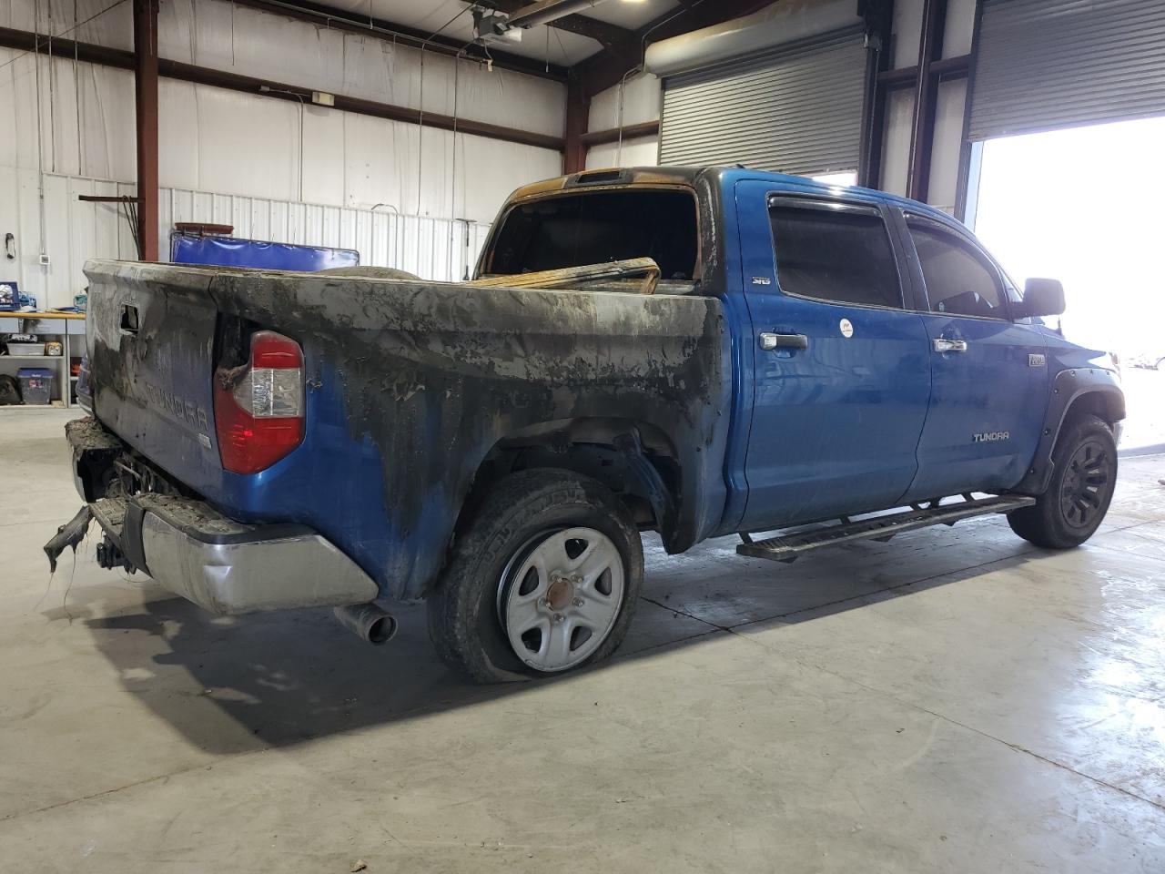 Toyota Tundra Crewmax Sr5 Image 8