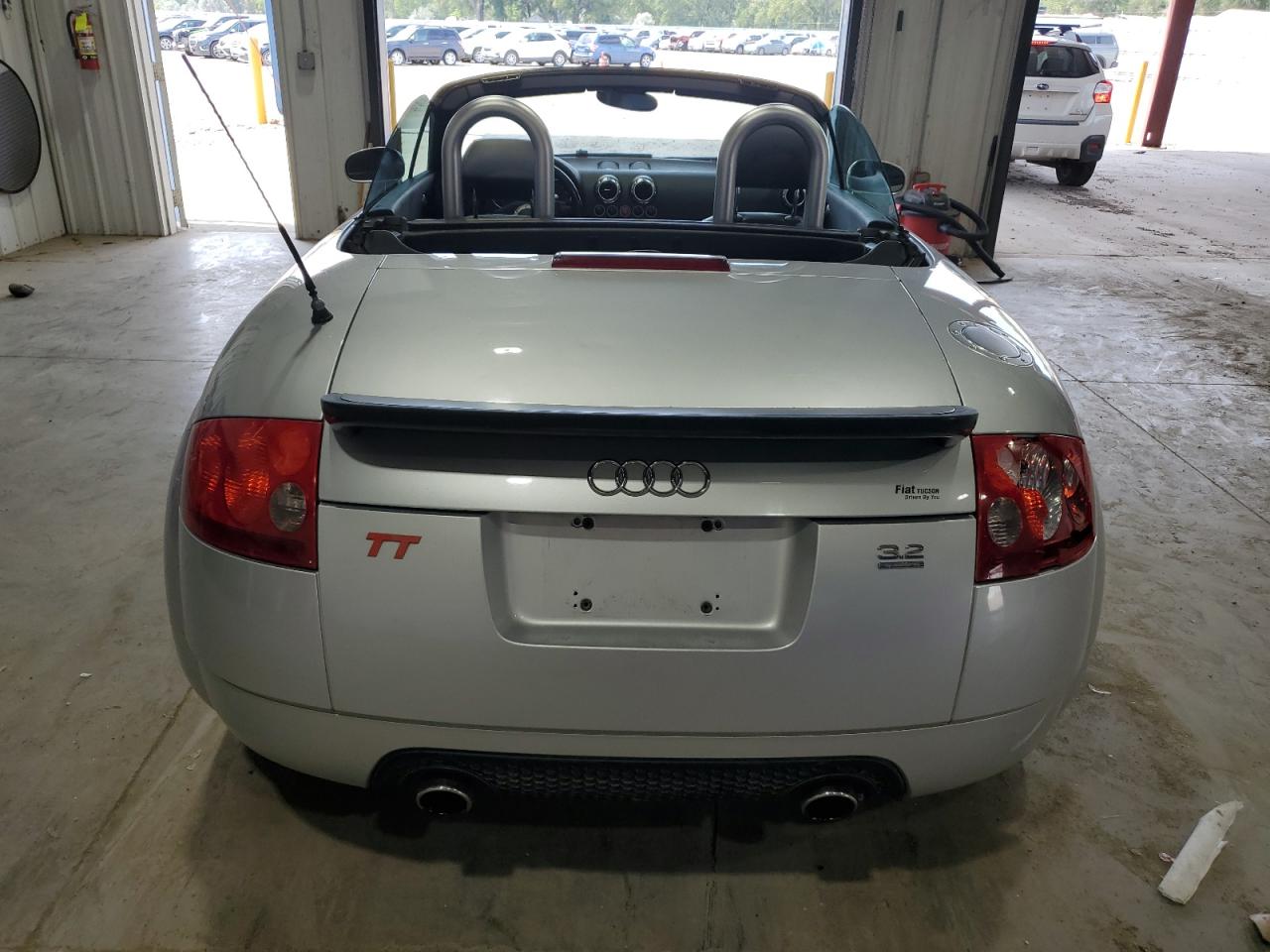 Audi TT 3.2 Image 7